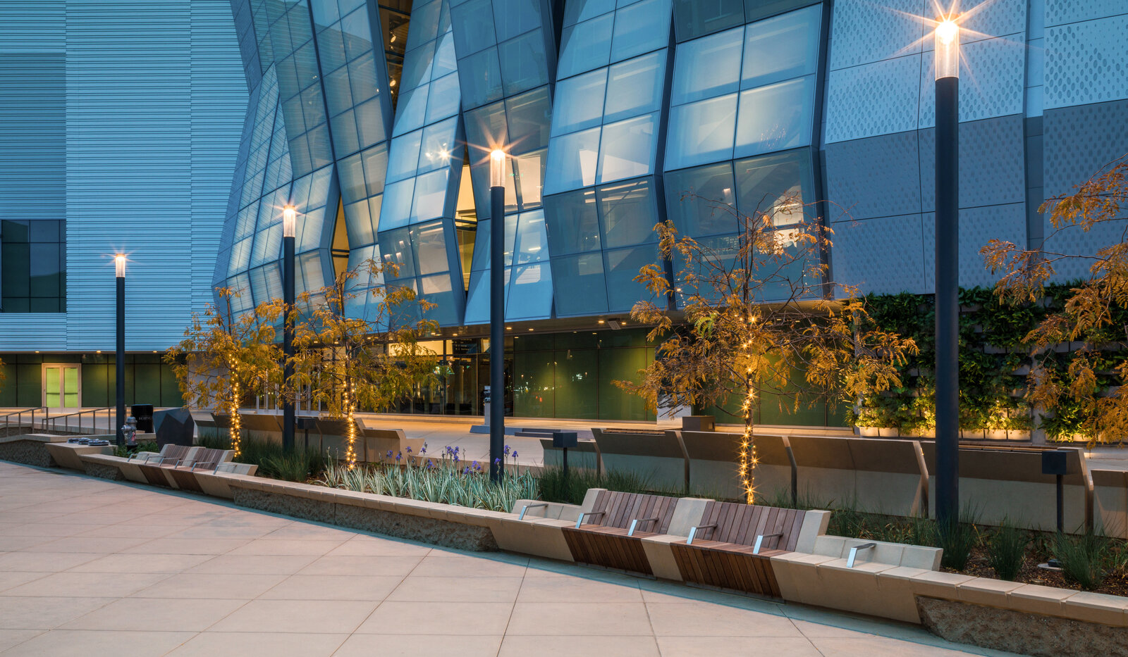 Golden 1 Center plaza
